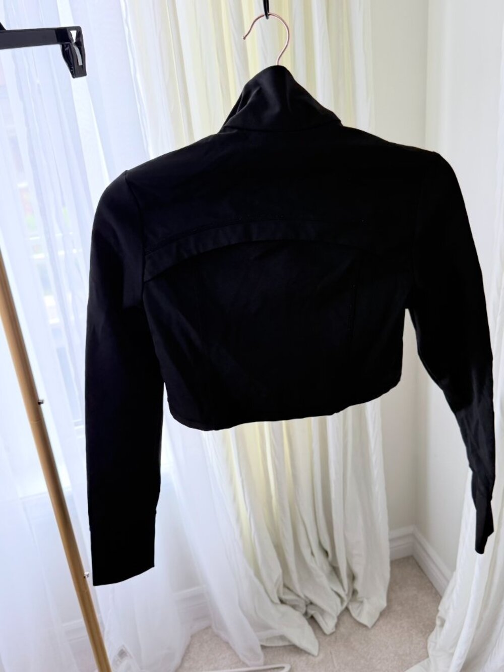 Zara XS Tech Crop Top jacket - Picture 2 of 3
